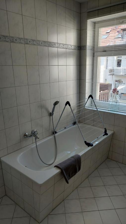Neu! Ferienwohnung In Erfurt Esterno foto