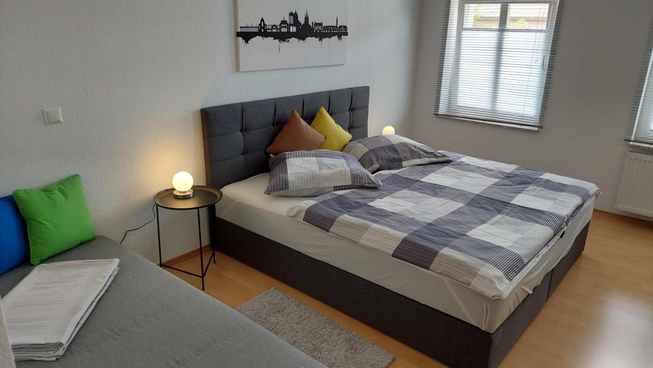 Neu! Ferienwohnung In Erfurt Esterno foto