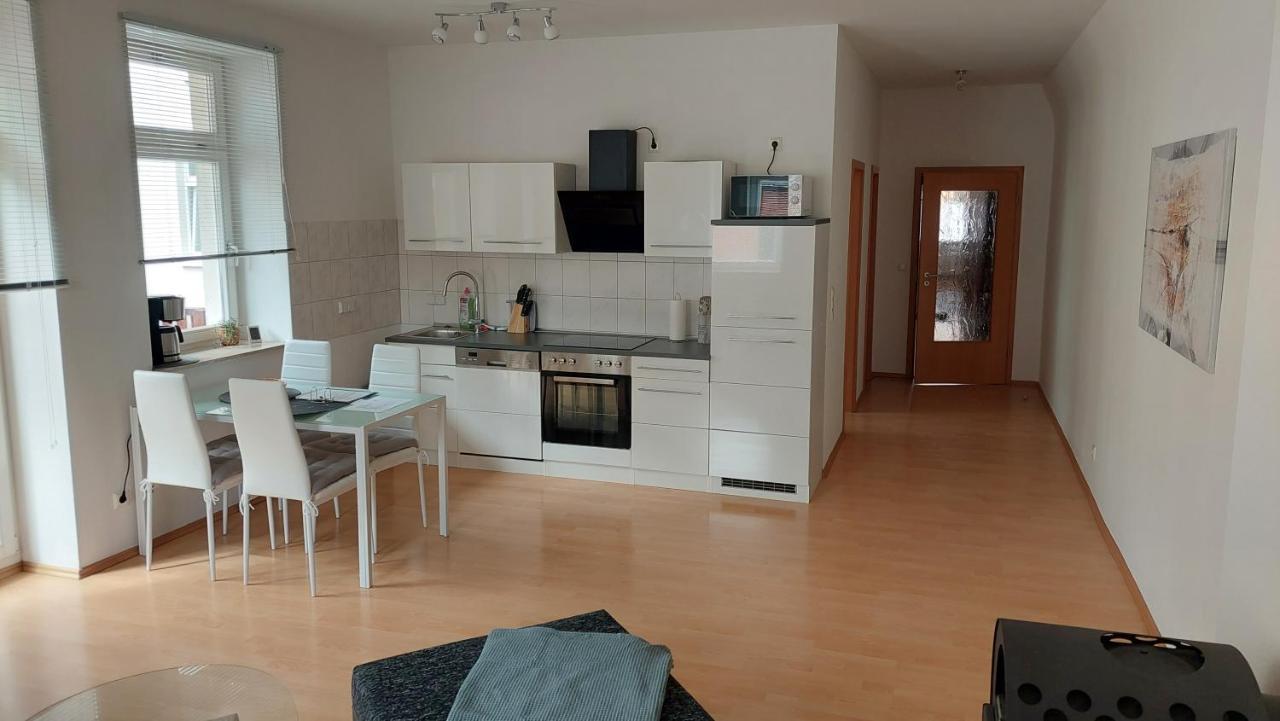 Neu! Ferienwohnung In Erfurt Esterno foto