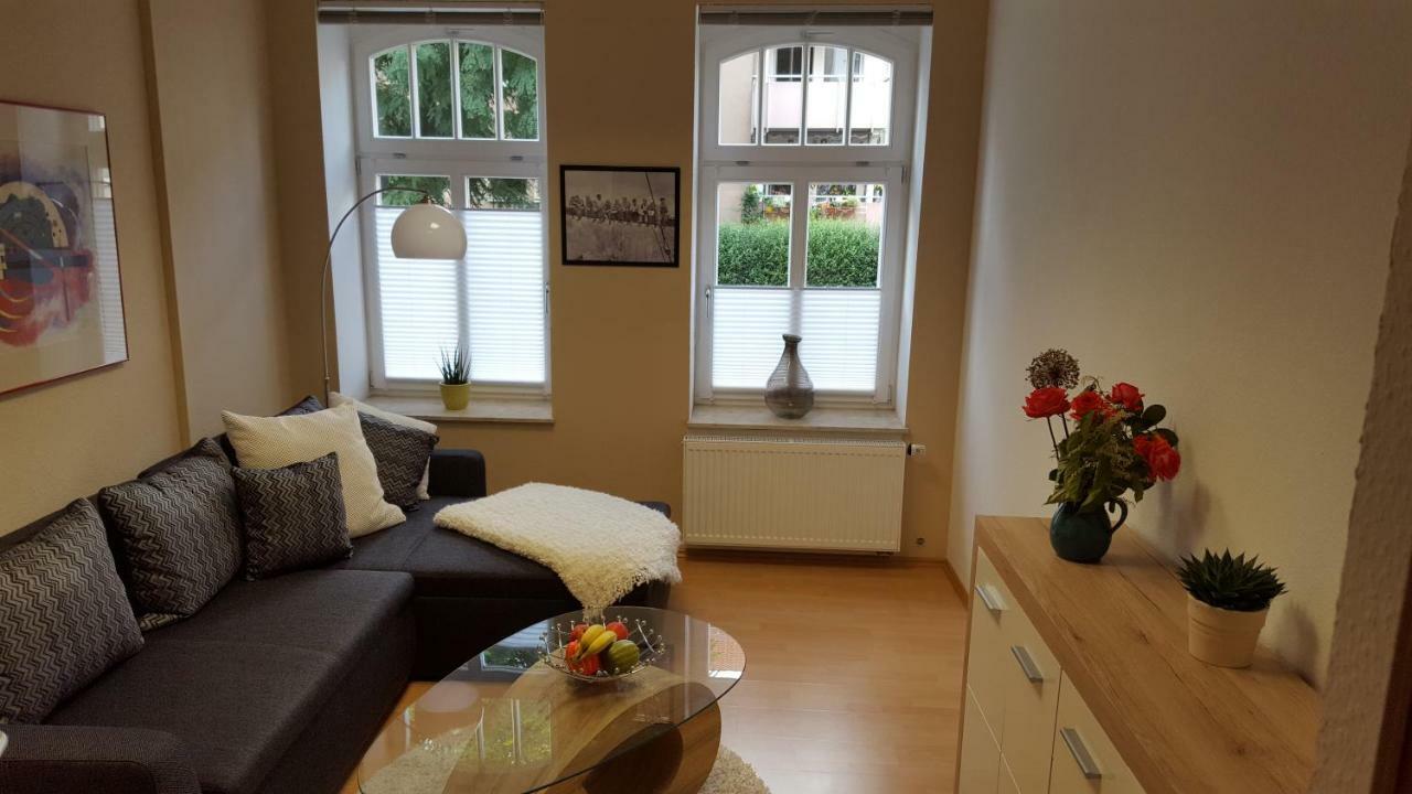 Neu! Ferienwohnung In Erfurt Esterno foto