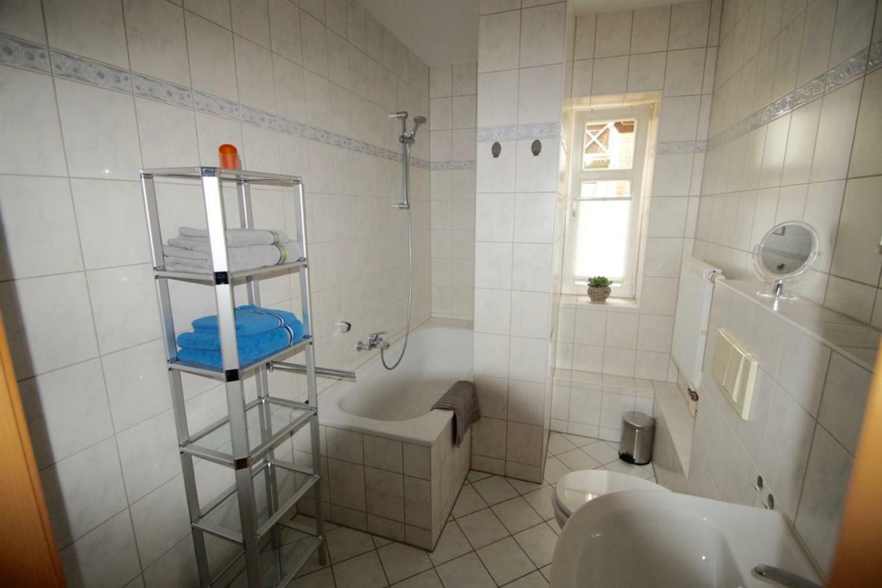 Neu! Ferienwohnung In Erfurt Esterno foto