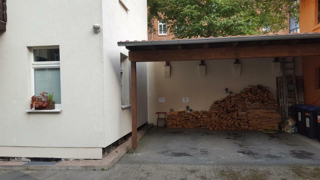 Neu! Ferienwohnung In Erfurt Esterno foto