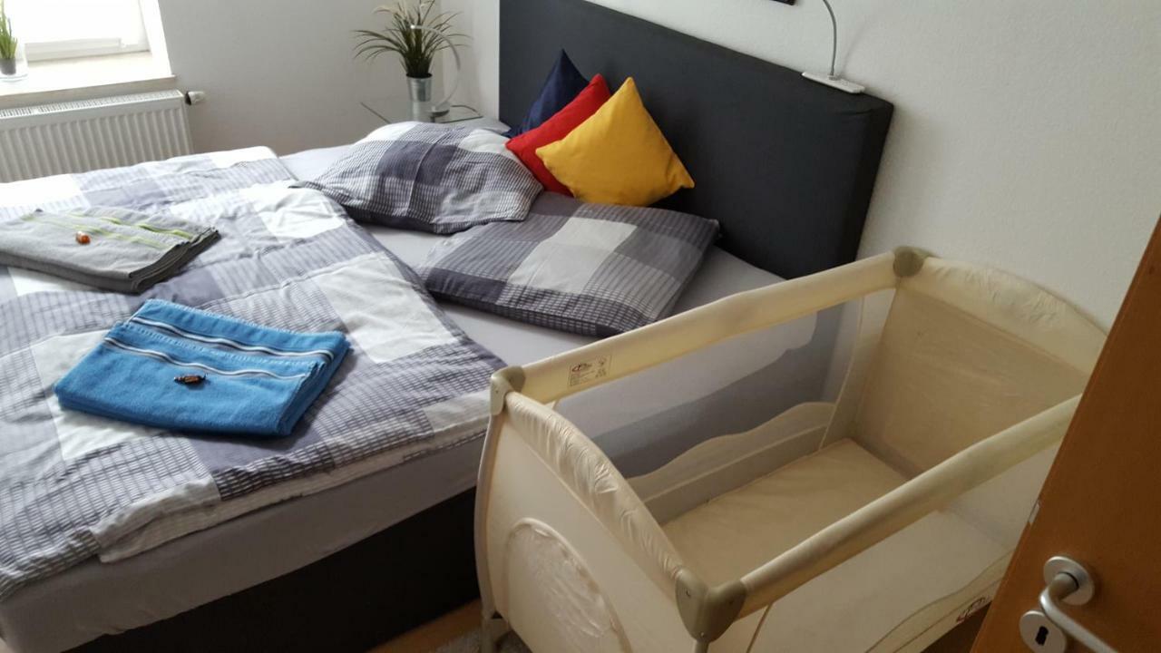 Neu! Ferienwohnung In Erfurt Esterno foto
