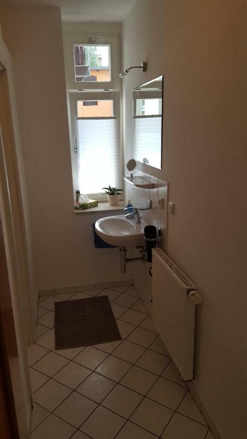 Neu! Ferienwohnung In Erfurt Esterno foto