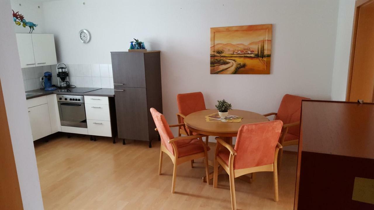 Neu! Ferienwohnung In Erfurt Esterno foto