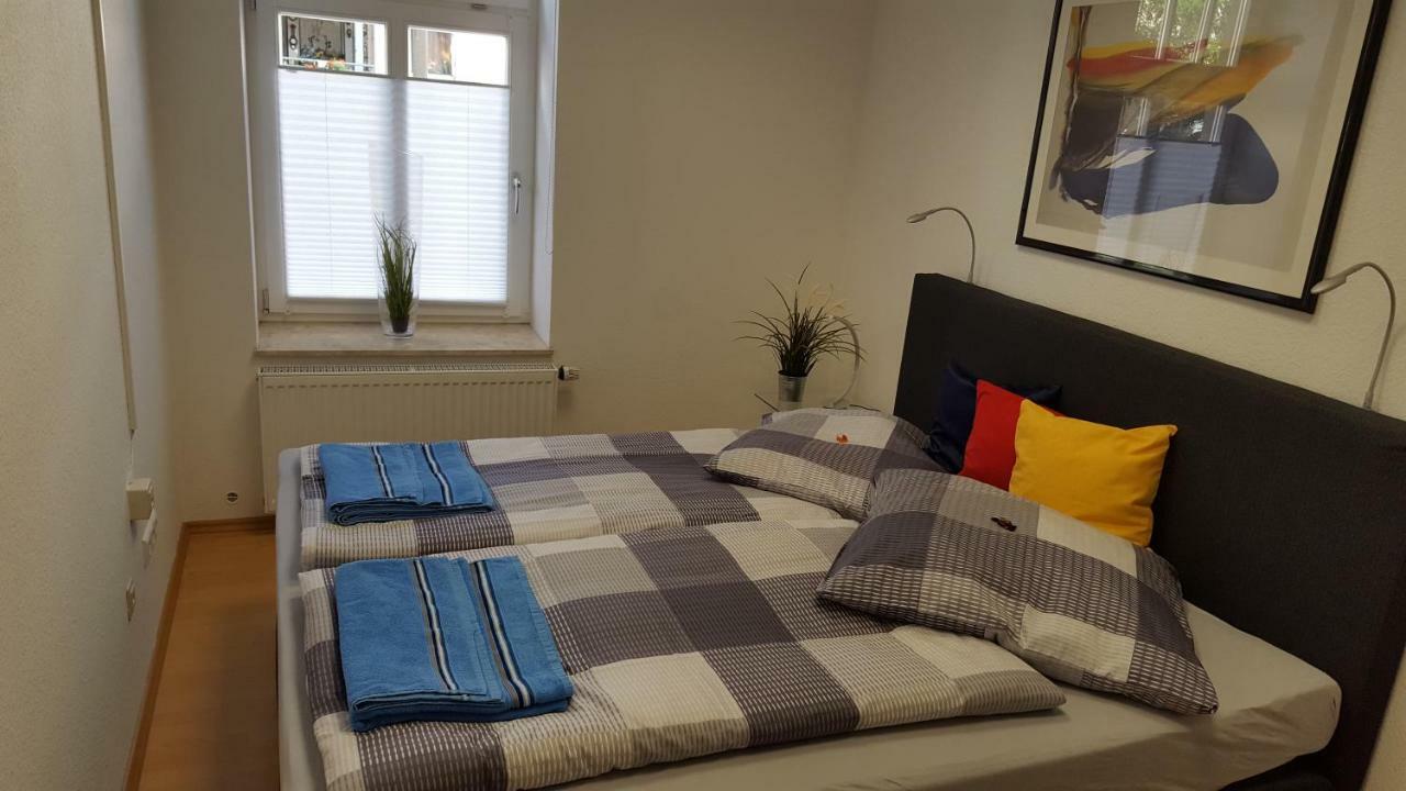 Neu! Ferienwohnung In Erfurt Esterno foto