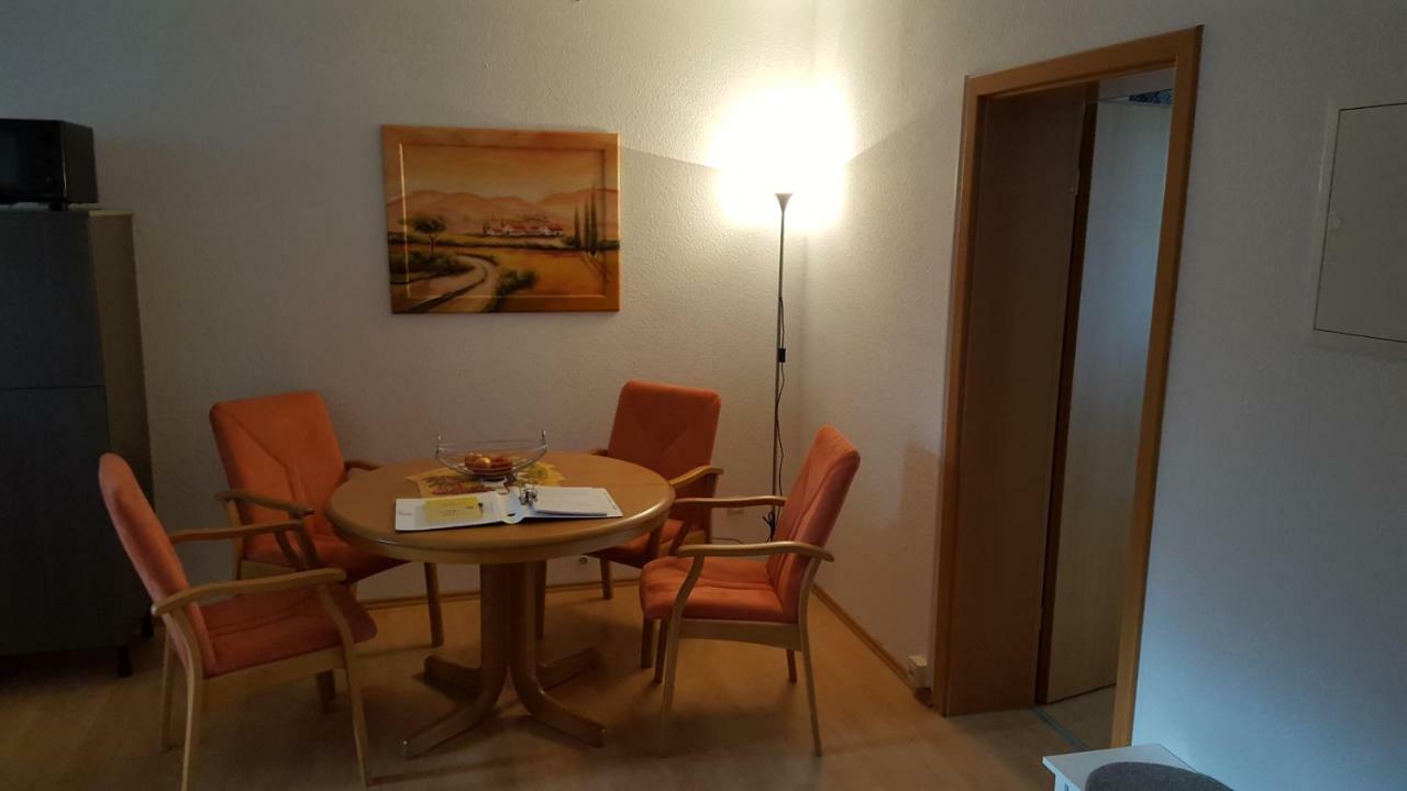 Neu! Ferienwohnung In Erfurt Esterno foto