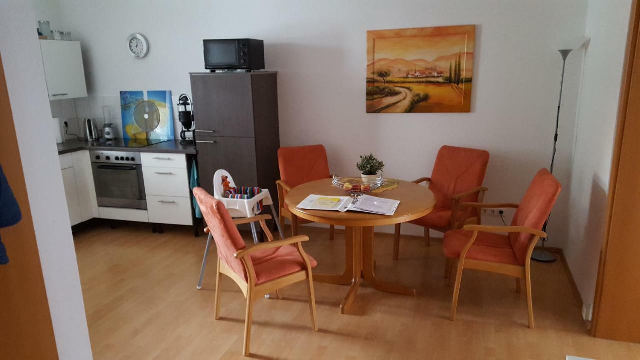 Neu! Ferienwohnung In Erfurt Esterno foto
