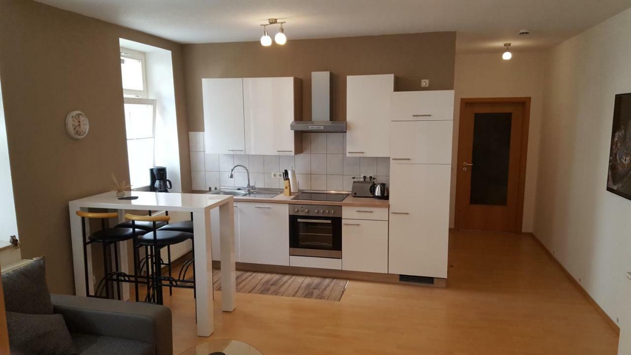 Neu! Ferienwohnung In Erfurt Esterno foto