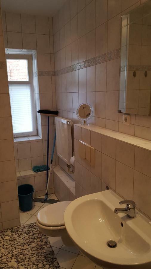 Neu! Ferienwohnung In Erfurt Esterno foto